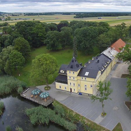 Palac Lucja Bb Zakrzow  ภายนอก รูปภาพ